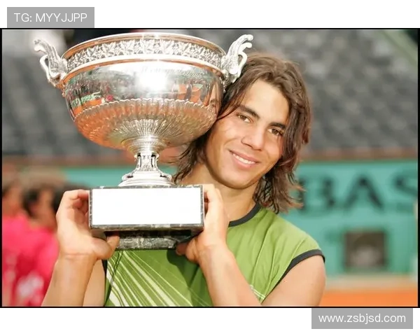 网球名将费德勒再次夺冠，创造历史记录