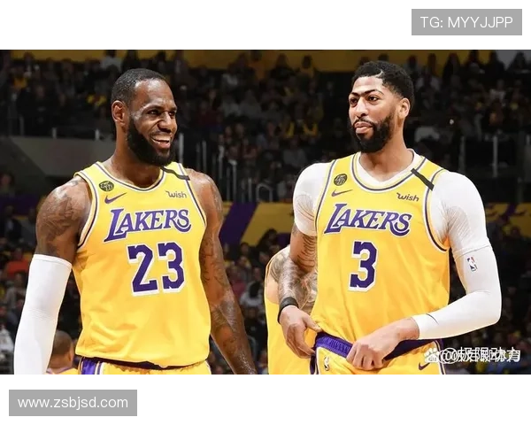 詹姆斯领衔湖人重返季后赛，勇士与太阳展开激烈争夺西部前四席位
